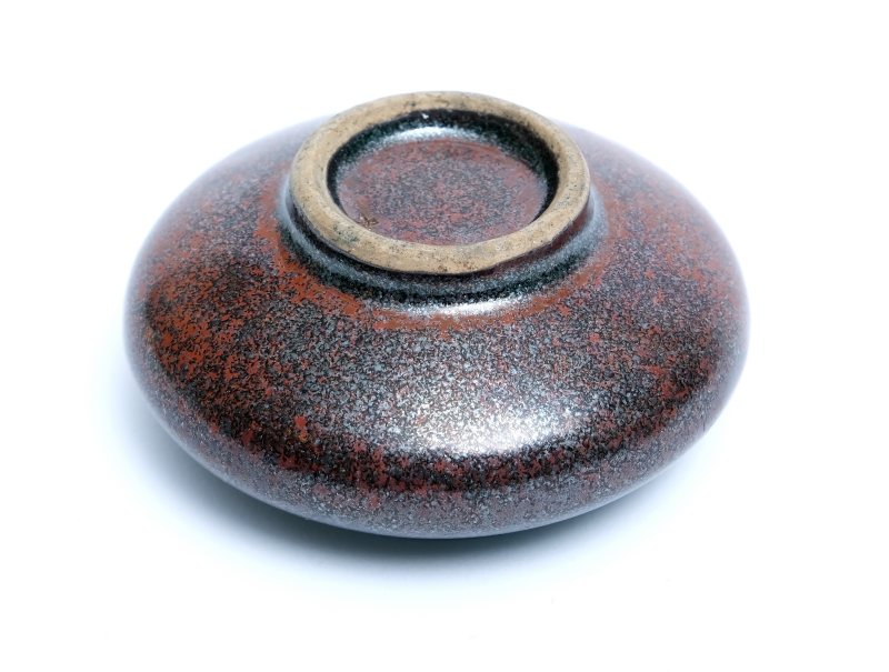 An iron rust-glazed water pot - 图3