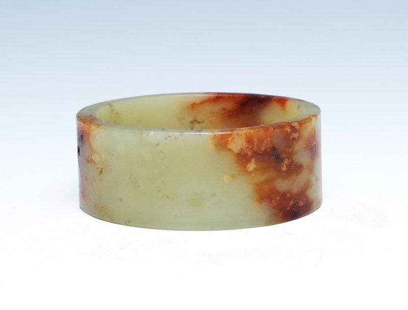 A jade circular ring-shaped rod casing - 图4