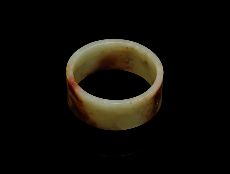 A jade circular ring-shaped rod casing - 图6