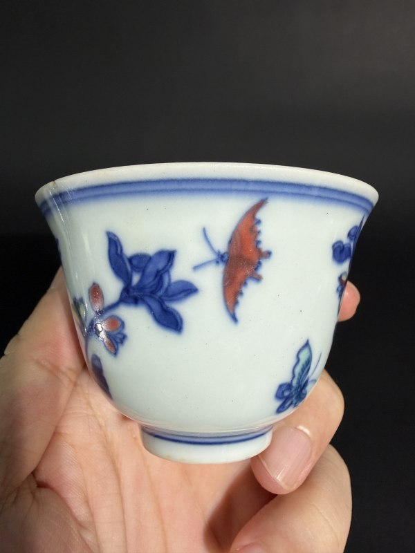 明末清初 斗彩“蝶恋花”纹仰钟式杯 - 图9