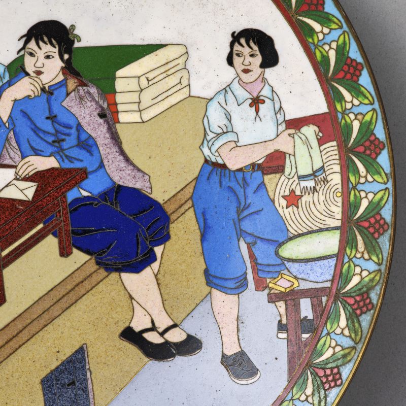 20世纪60年代 “学习进步”景泰蓝盘 - 图3