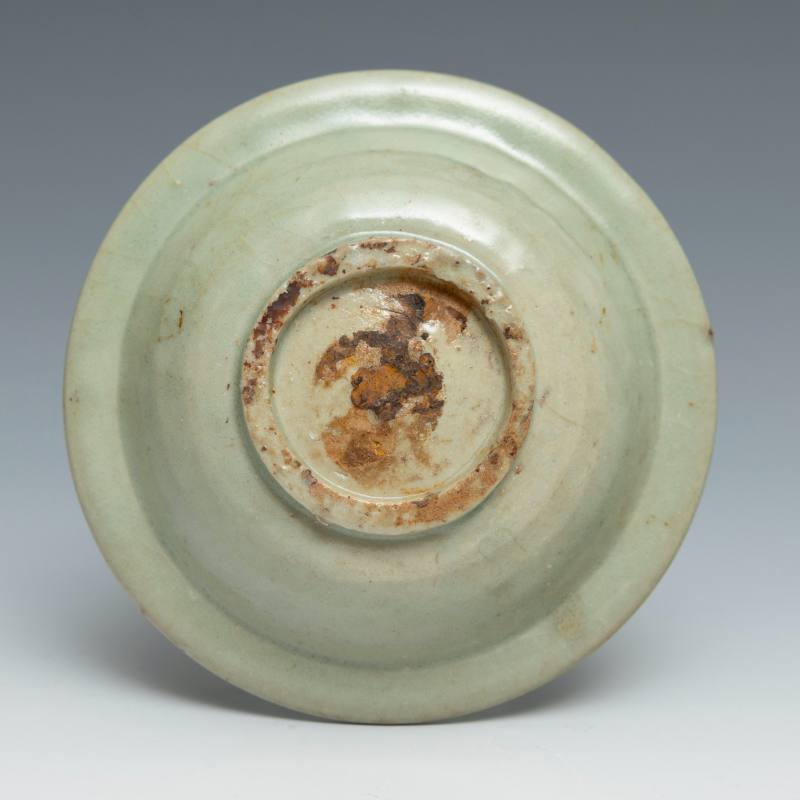 A small Longquan celadon 'twin-fish' dish - 图3