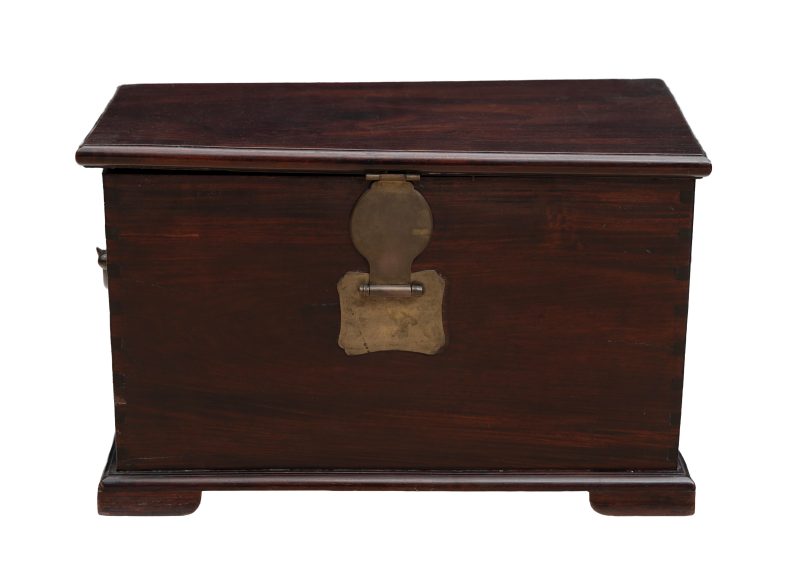 A brass-mounted hardwood chest - 图2