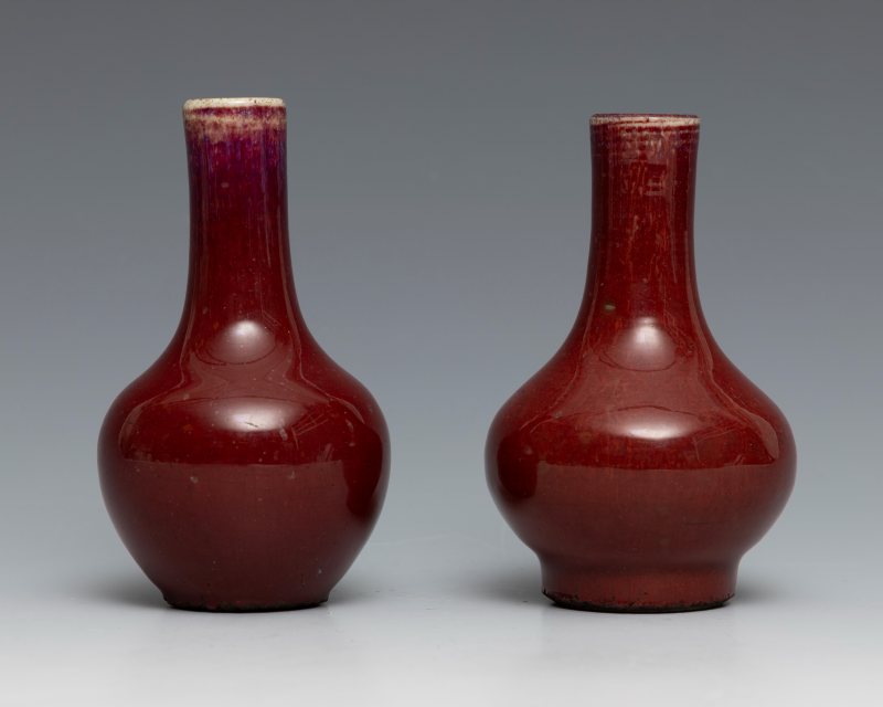 Two small flambé-glazed bottle vases - 图7