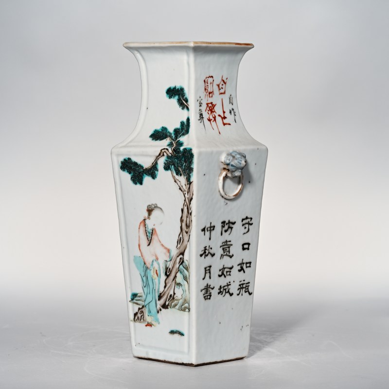 清晚期-民国 浅降彩侍女图四方瓶 - 图2