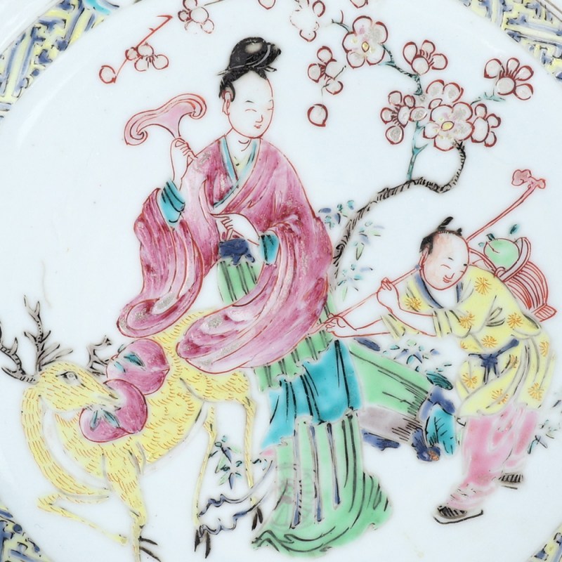 清雍正 粉彩麻姑献寿图盘 - 图3