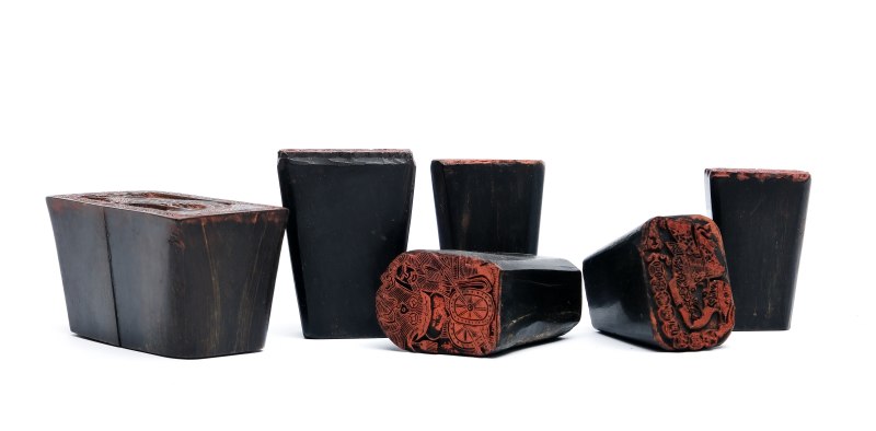 Six carved horn stamps - 图2