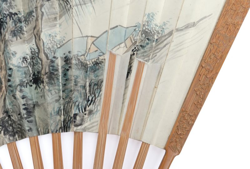 Three hand-painted paper fans - 图10