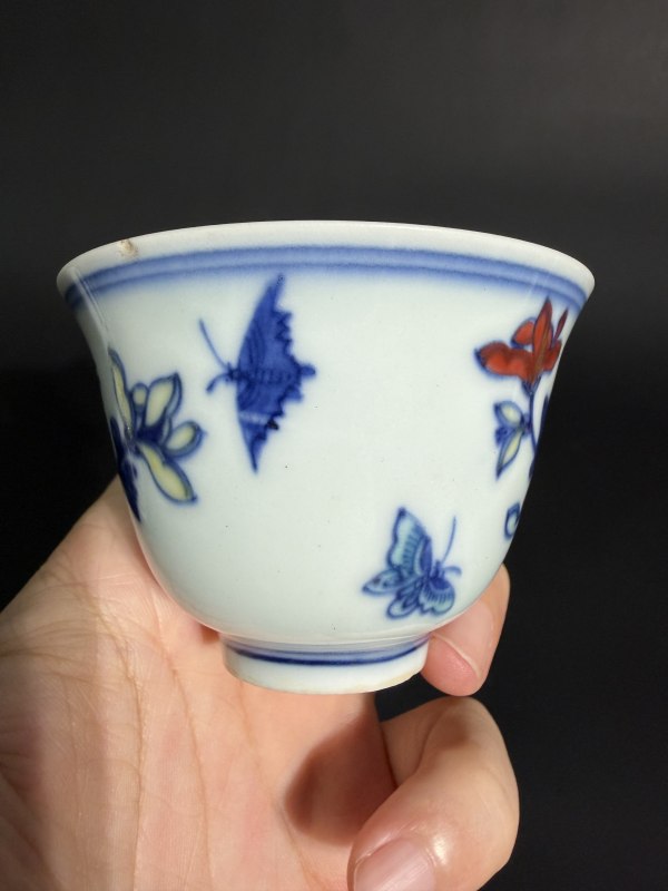 明末清初 斗彩“蝶恋花”纹仰钟式杯 - 图12