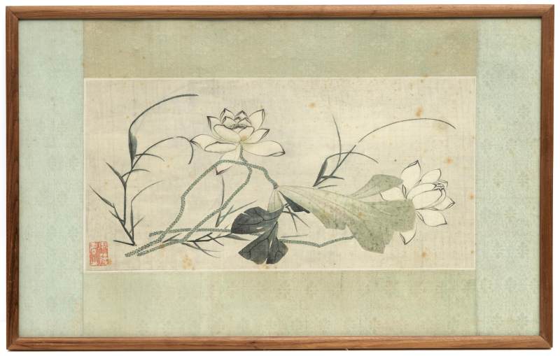 A horizontal floral painting in silk - lotus - 图2