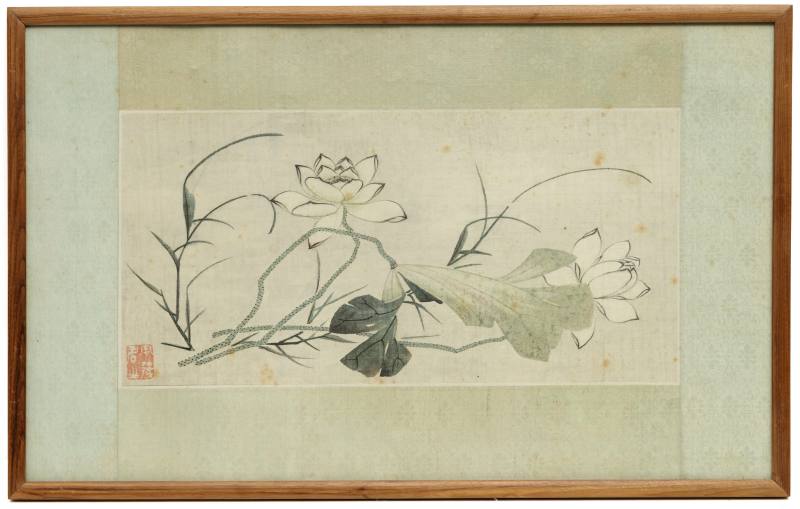 A horizontal floral painting in silk - lotus - 图3