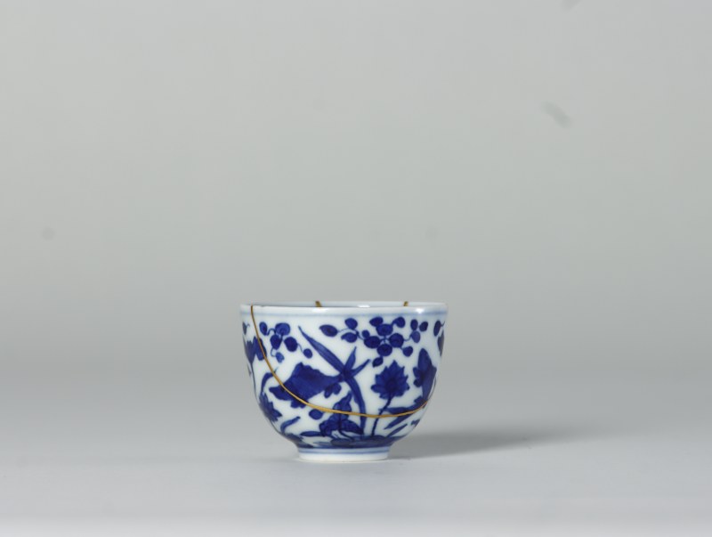 明嘉靖 青花鱼藻纹小杯 - 图1
