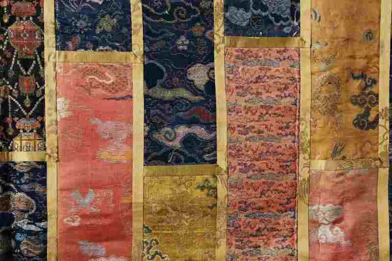 A kashaya (Buddhist monk’s robe) - 图10