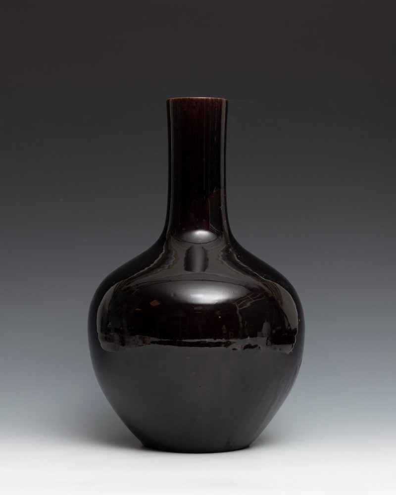 A large aubergine-glazed vase - 图2