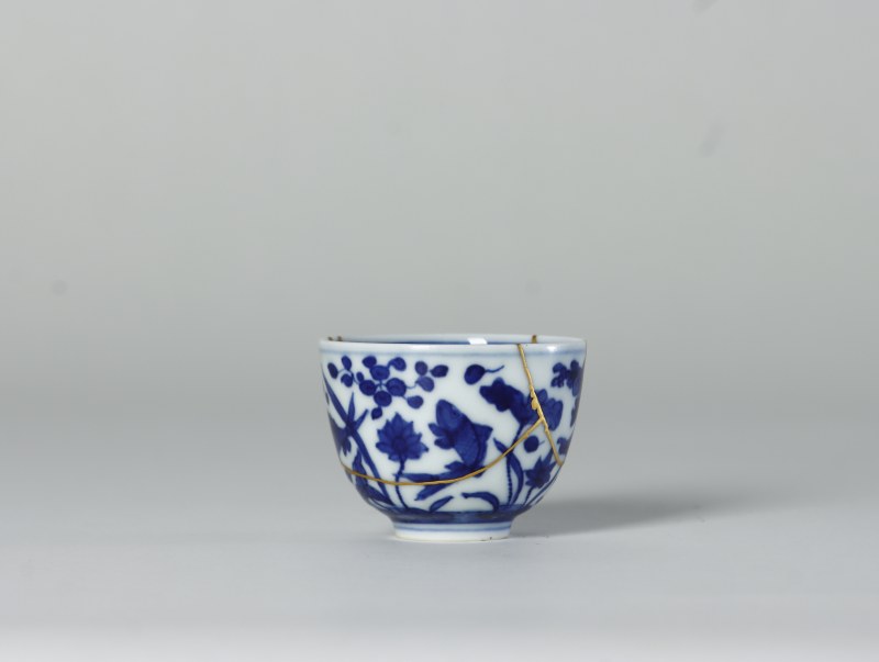 明嘉靖 青花鱼藻纹小杯 - 图2