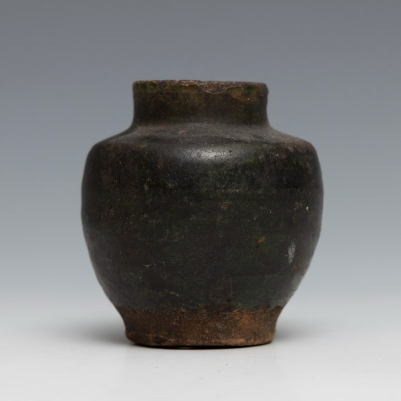 A group of eight Cizhou glazed pottery miniature vessels - 图5
