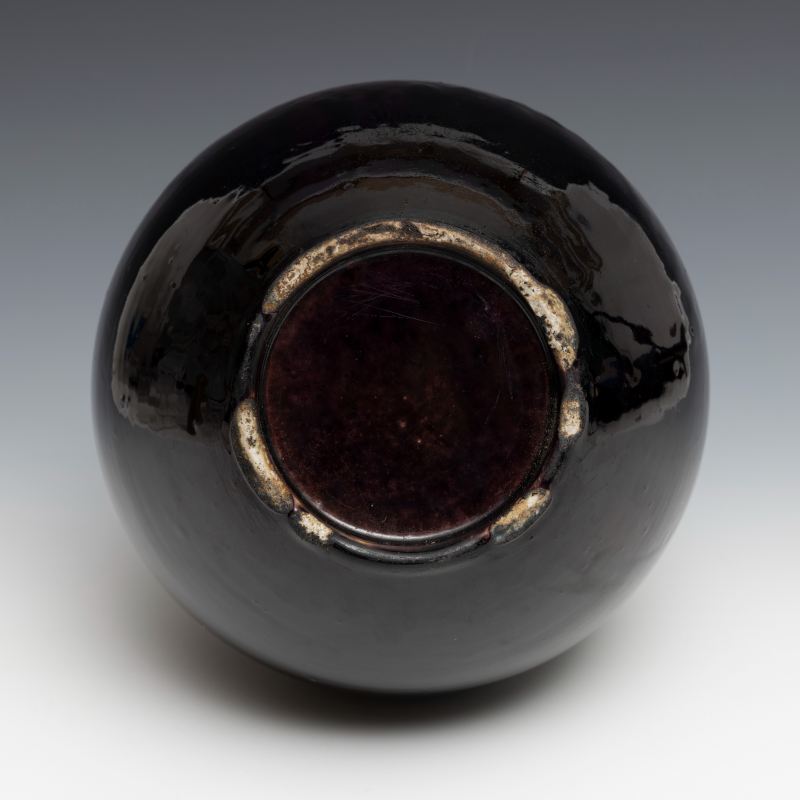 A large aubergine-glazed vase - 图4