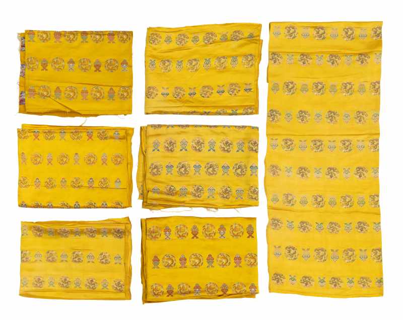 Six yellow-ground silk brocade panels - 图4