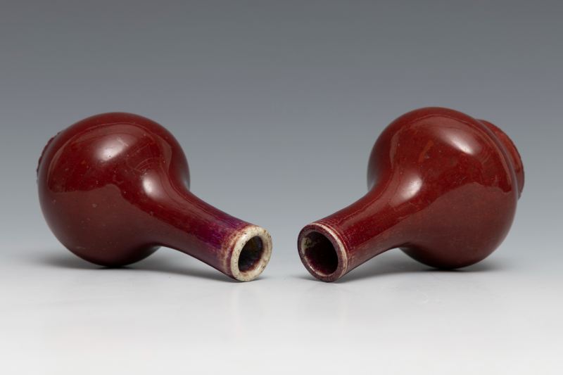 Two small flambé-glazed bottle vases - 图9