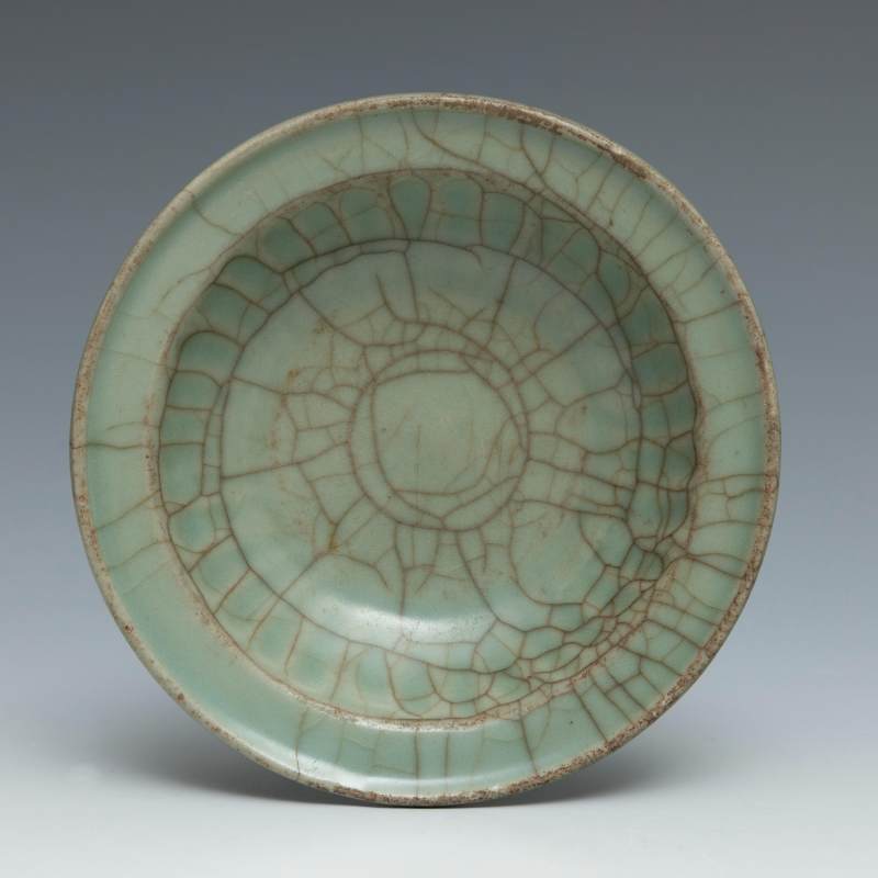 A small Longquan celadon dish - 图2
