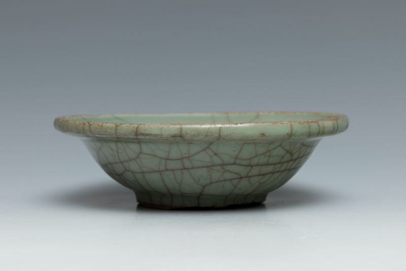 A small Longquan celadon dish - 图4