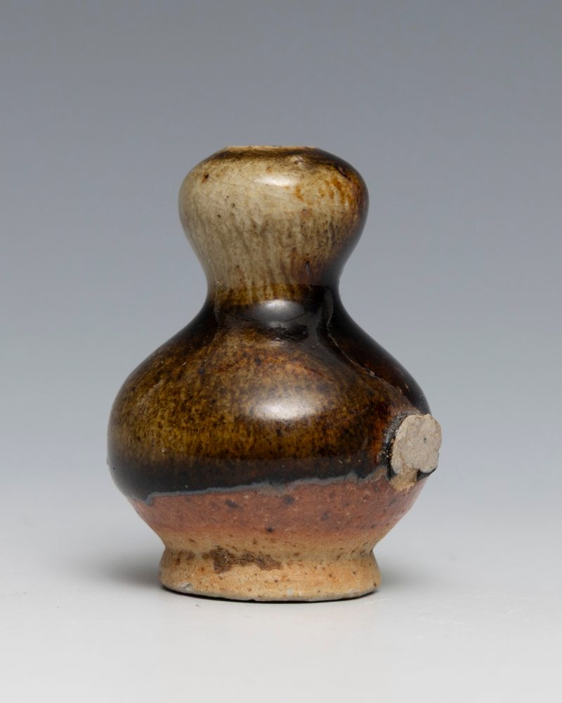 A group of eight Cizhou glazed pottery miniature vessels - 图9