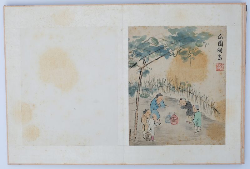 An album with paintings of playing boys titled: 'A playful painting by Mr. Xu Tianchi (Xu Wei) of the Ming dynasty, for an elder brother/peer' - 图12