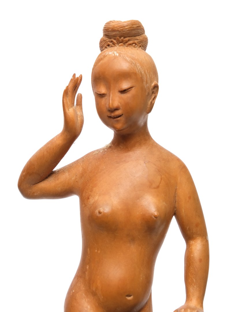 Three small figures including a Guanyin - 图5