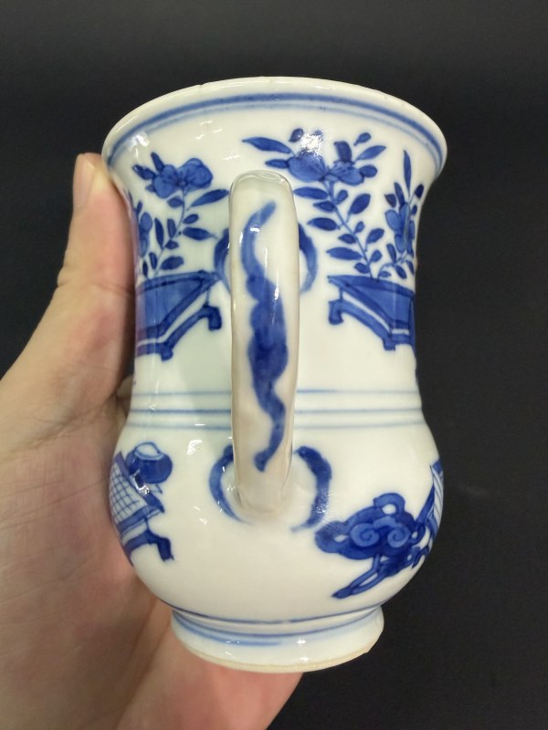 清康熙 青花博古图把杯 - 图12