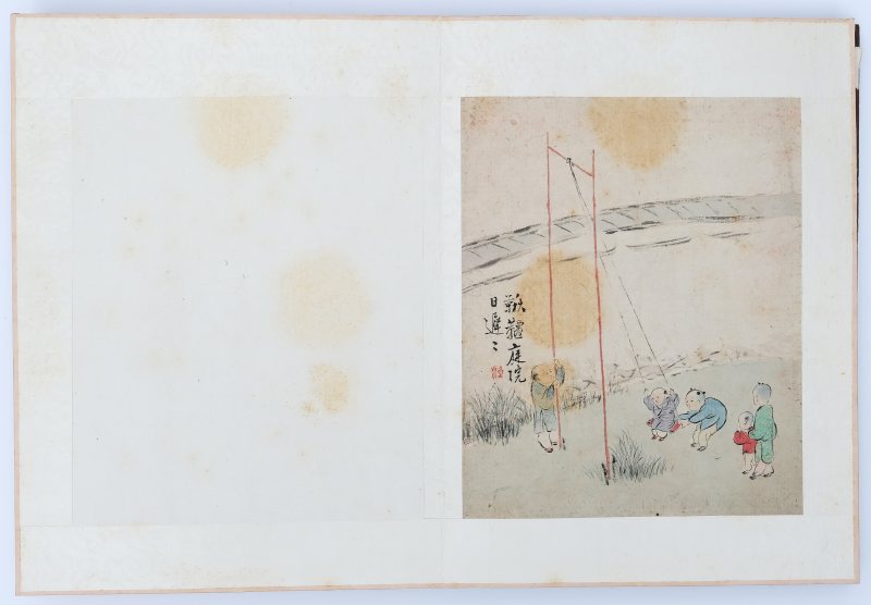 An album with paintings of playing boys titled: 'A playful painting by Mr. Xu Tianchi (Xu Wei) of the Ming dynasty, for an elder brother/peer' - 图15