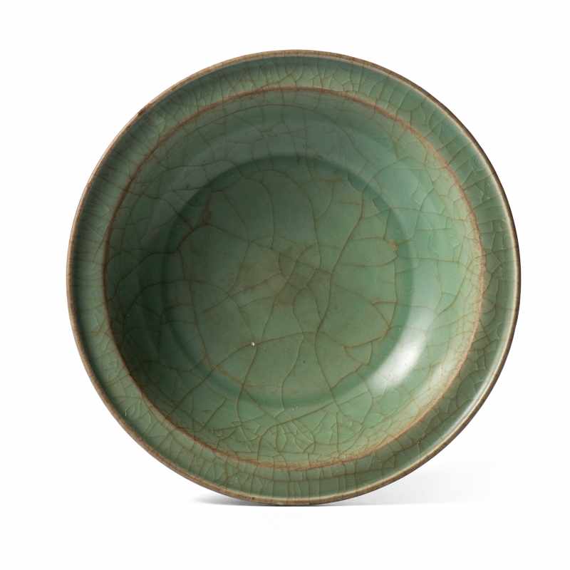 A Longquan celadon dish