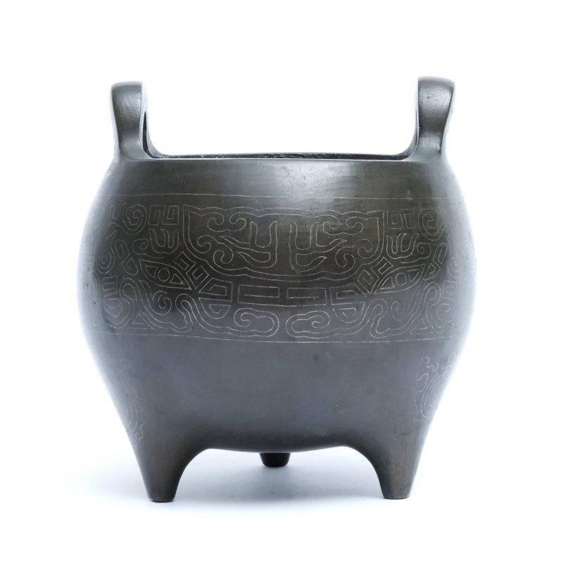 A silver-wire inlaid bronze tripod censer with Shisou mark - 图4