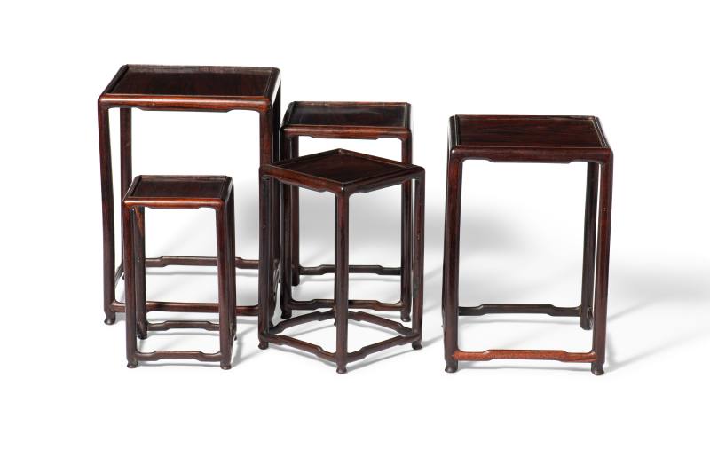 A small set of five huanghuali nesting tables - 图1