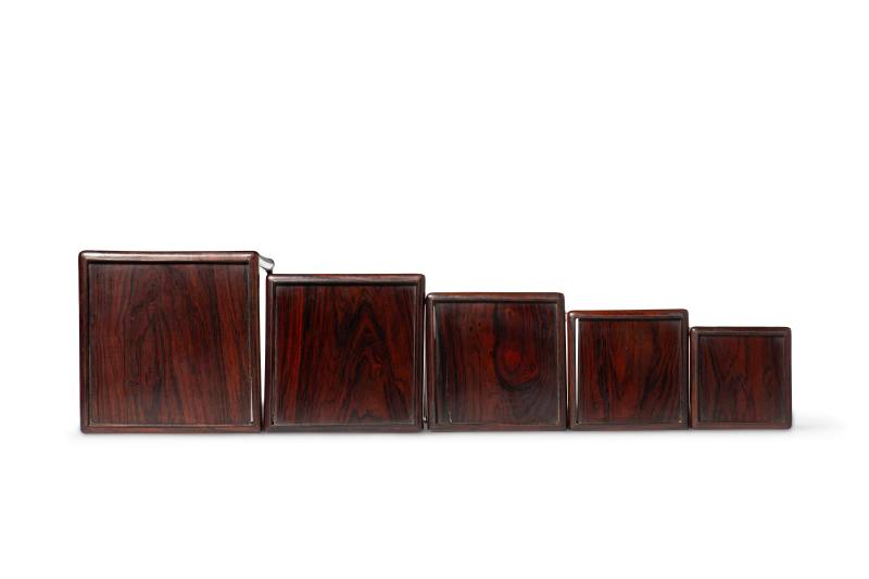 A small set of five huanghuali nesting tables - 图2