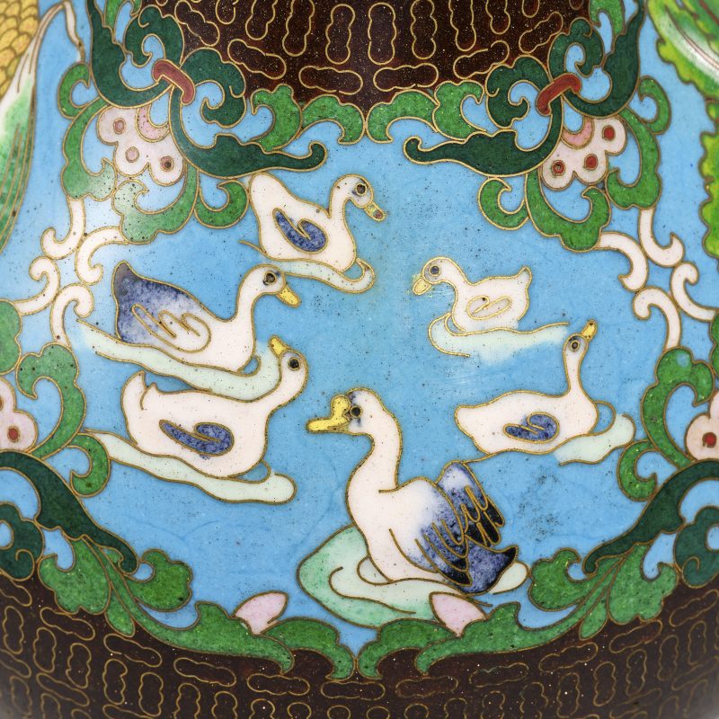 20世纪60年代 景泰蓝花鸟瓶 - 图9