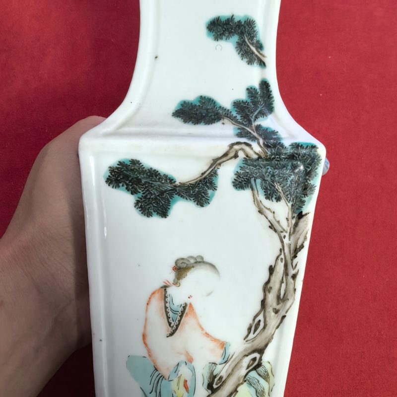 清晚期-民国 浅降彩侍女图四方瓶 - 图12
