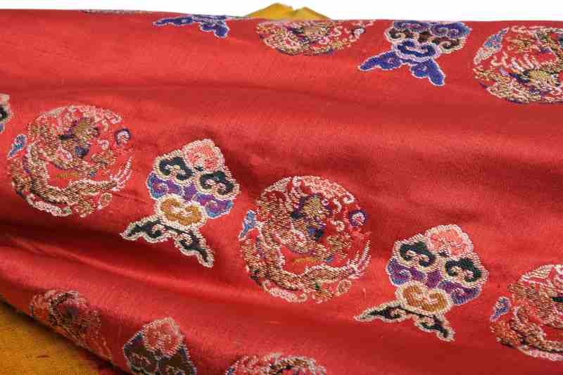 Two silk brocade panels - 图10
