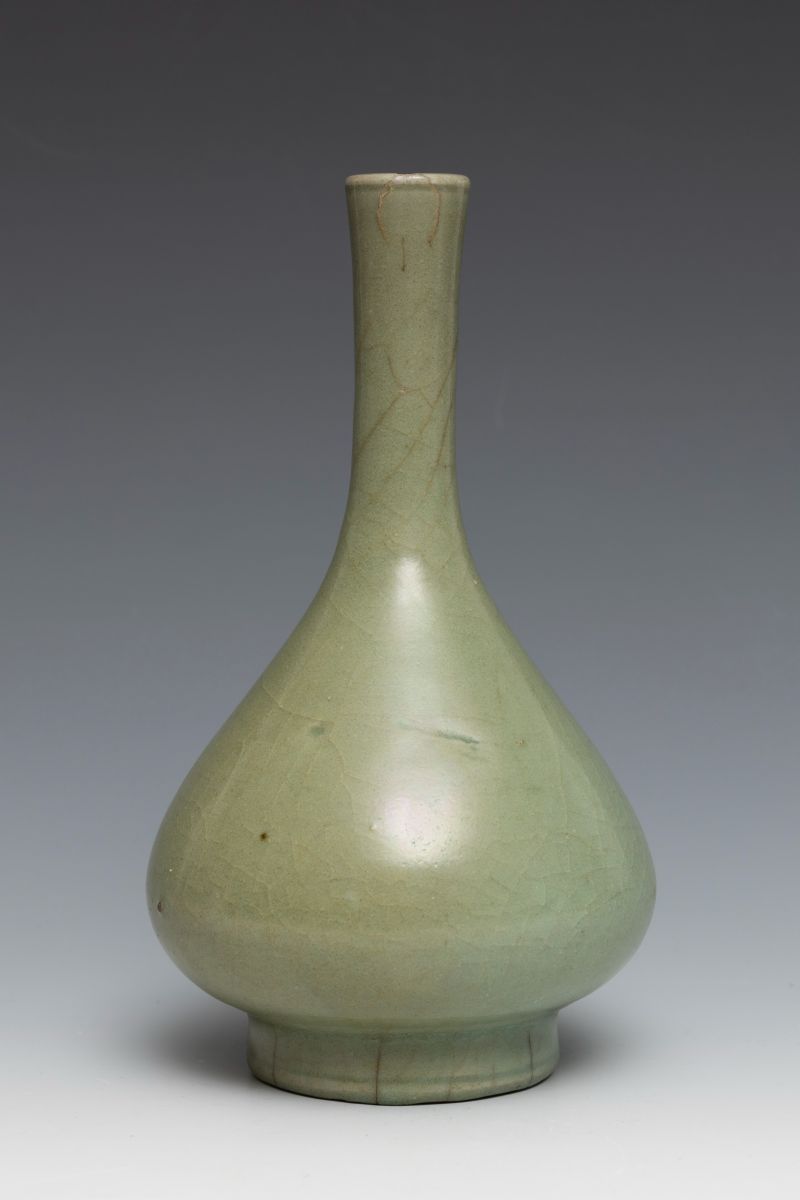 A Longquan celadon vase - 图3