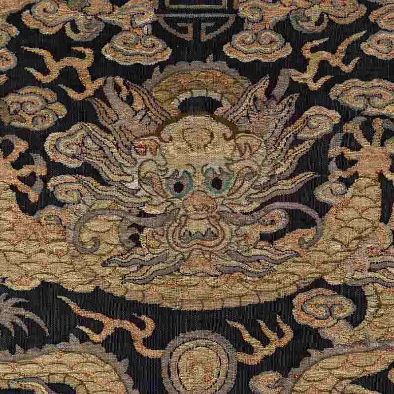 A pair of silk kesi embroidered ‘dragon’ roundels - 图6