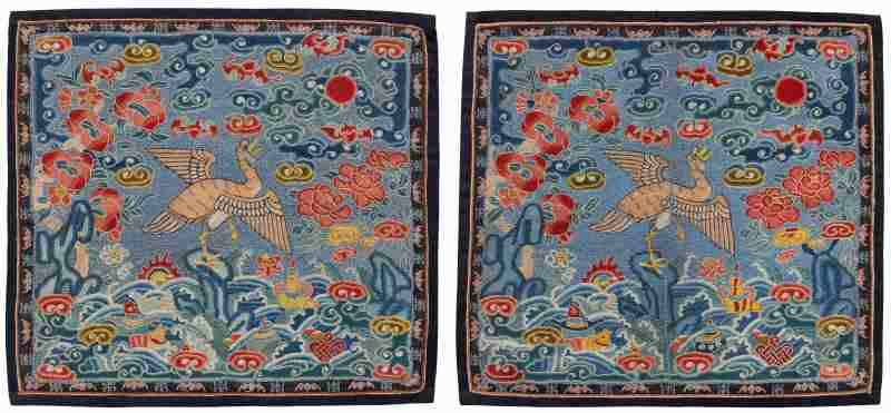 A pair of embroidered rank badges (buzi)
