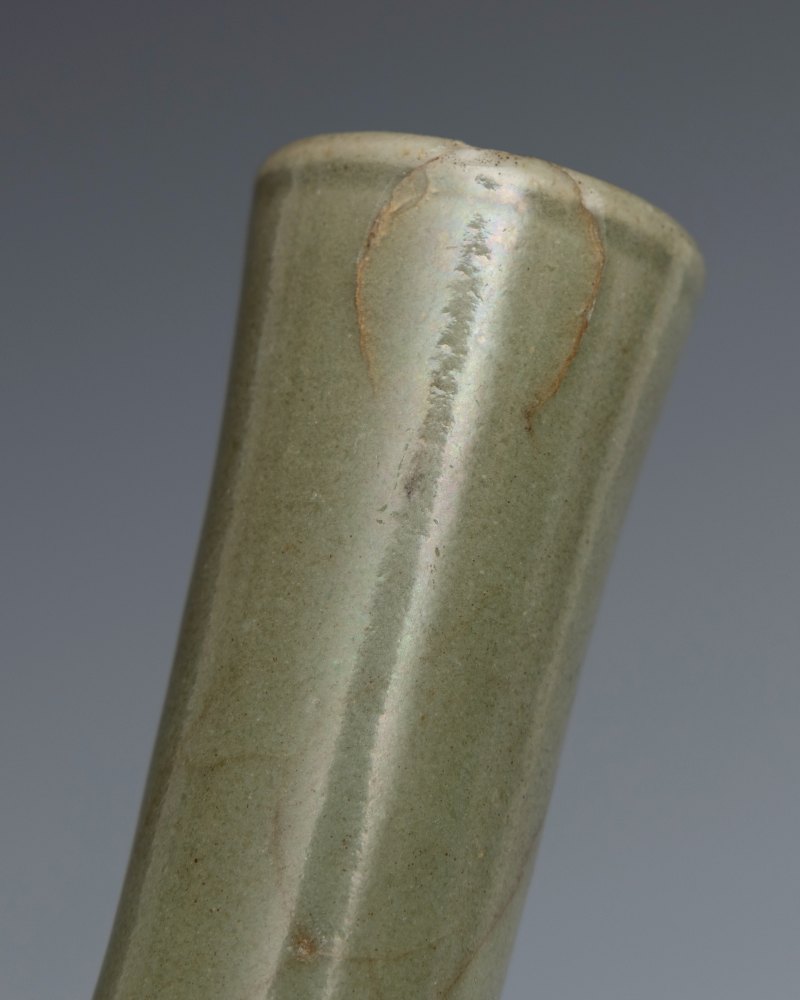 A Longquan celadon vase - 图7
