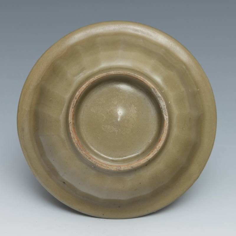 A Longquan celadon 'twin-fish' dish - 图3