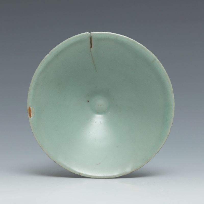 A Longquan celadon conical bowl - 图4