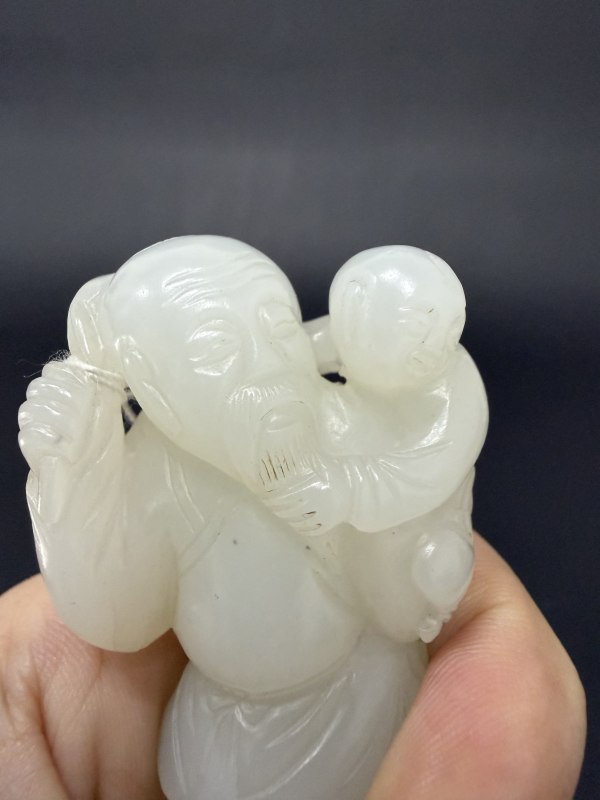 清 白玉老翁童子 - 图4