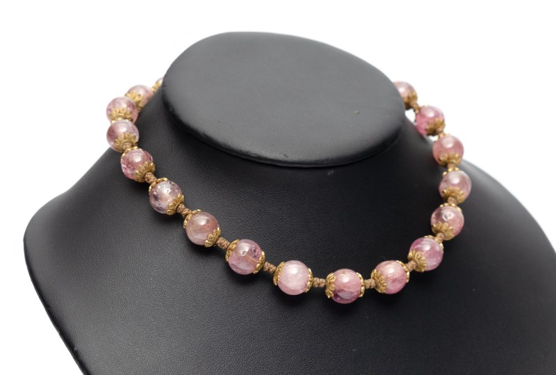 Five bead necklaces and one bracelet - 图4