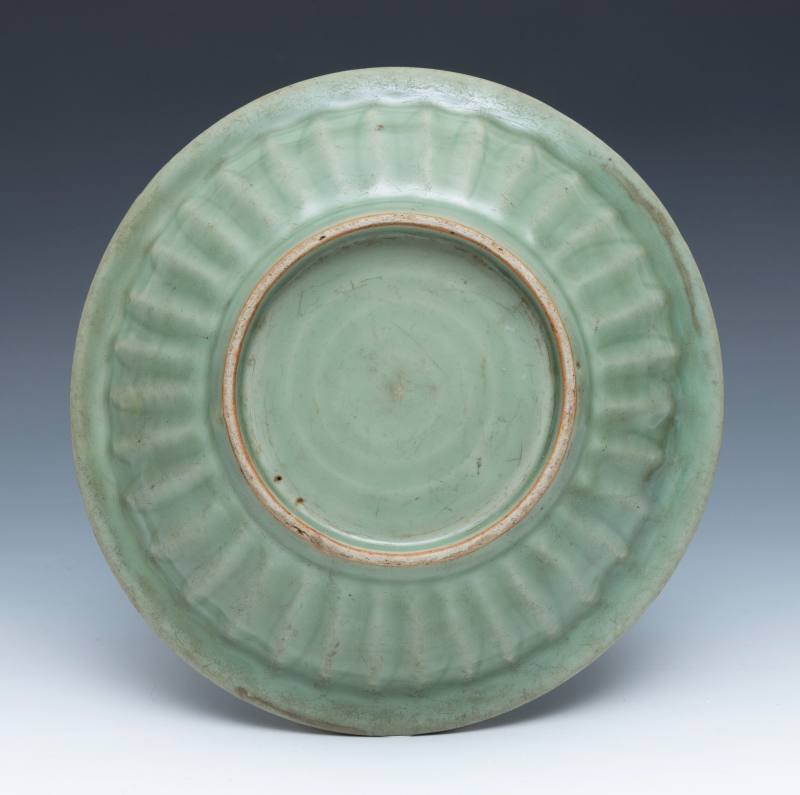 A Longquan celadon 'twin-fish' dish - 图3