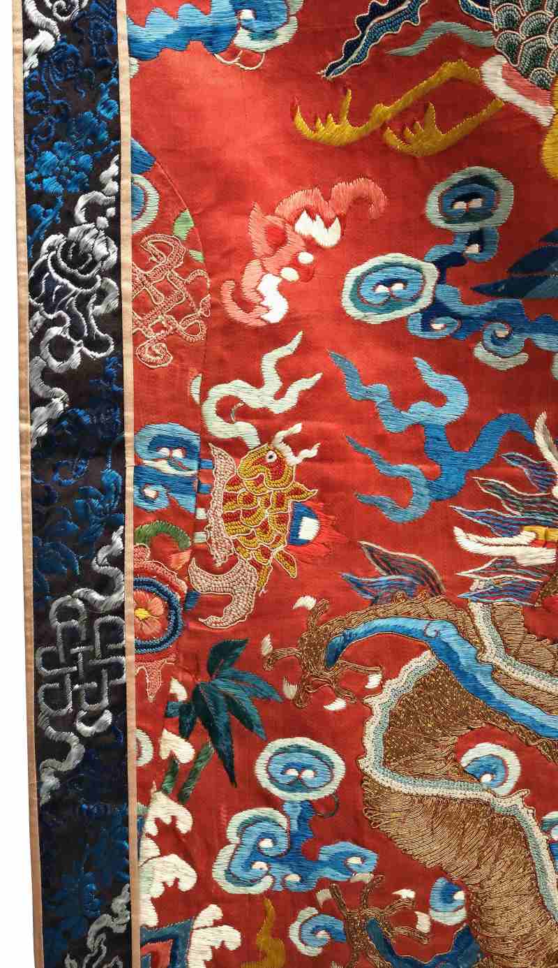 A silk red-ground embroidered dragon robe panel - 图10
