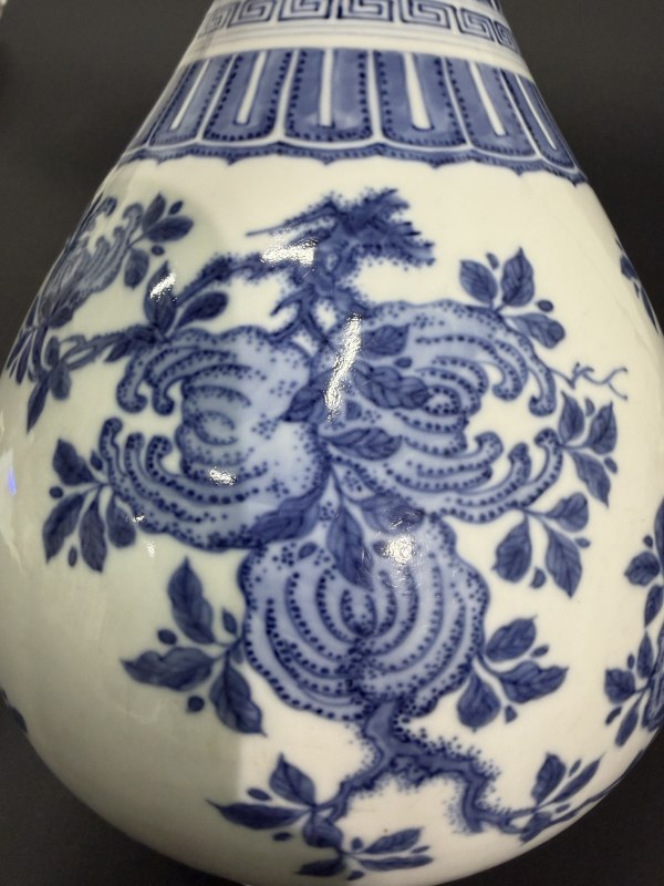 清中期 青花三多纹玉壶春瓶 - 图15
