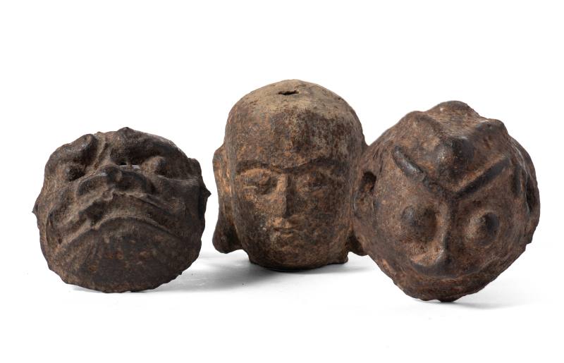 Three cast iron heads/faces - 图1