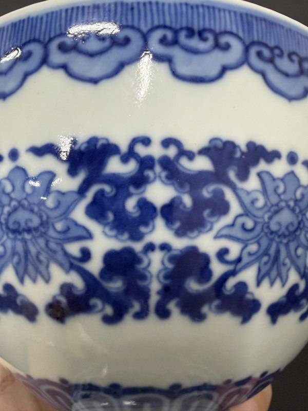 清乾隆 青花西番莲纹高足碗 - 图5